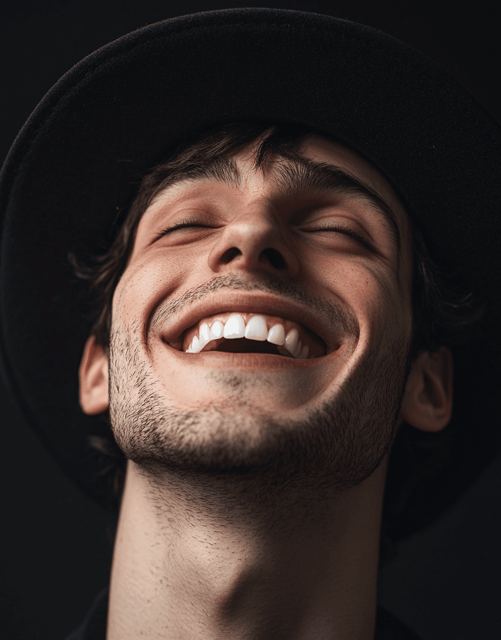 bionegon_Portrait_of_a_happy_young_man_wearing_a_black_hat_and__1440ce70-326c-4fb2-8b12-24